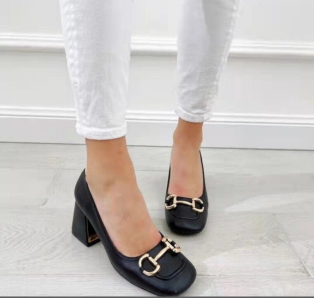 Décolleté Moccassini Loafer Da Donna Tacco Grosso Medio Con Morsetto 4095