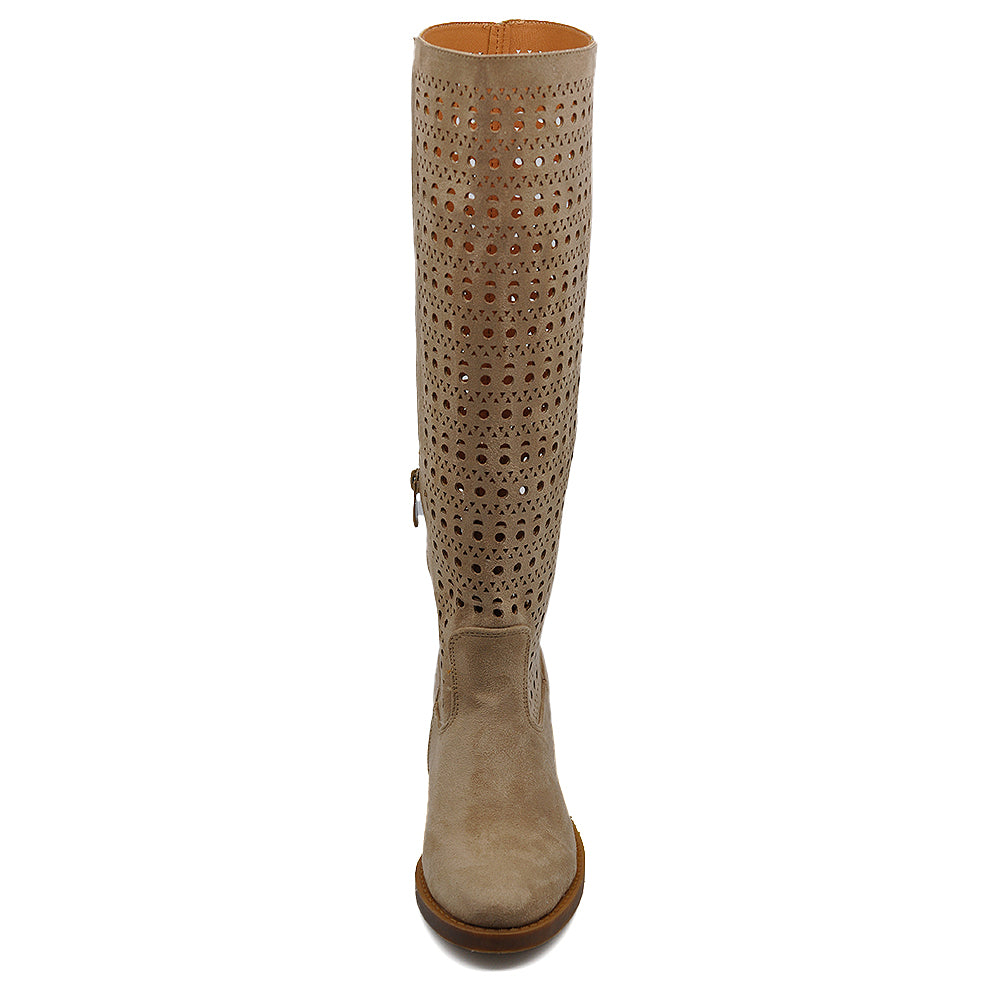 Stivali Scamosciati Estivi Primaverili Traforati da Donna Zeppa Interna – Stile Casual Chic