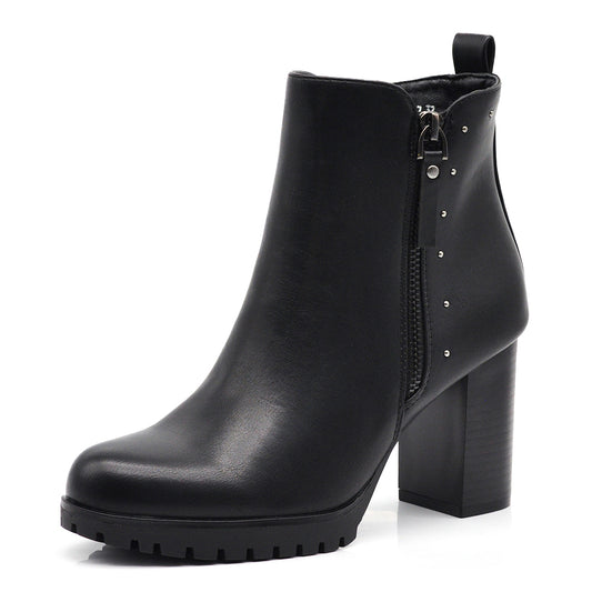 Stivaletti da donna con borchie decorativa tronchetti tacco alto largo platform carrarmato 9115-7 nero