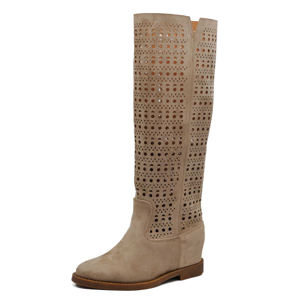 Stivali Scamosciati Estivi Primaverili Traforati da Donna Zeppa Interna – Stile Casual Chic