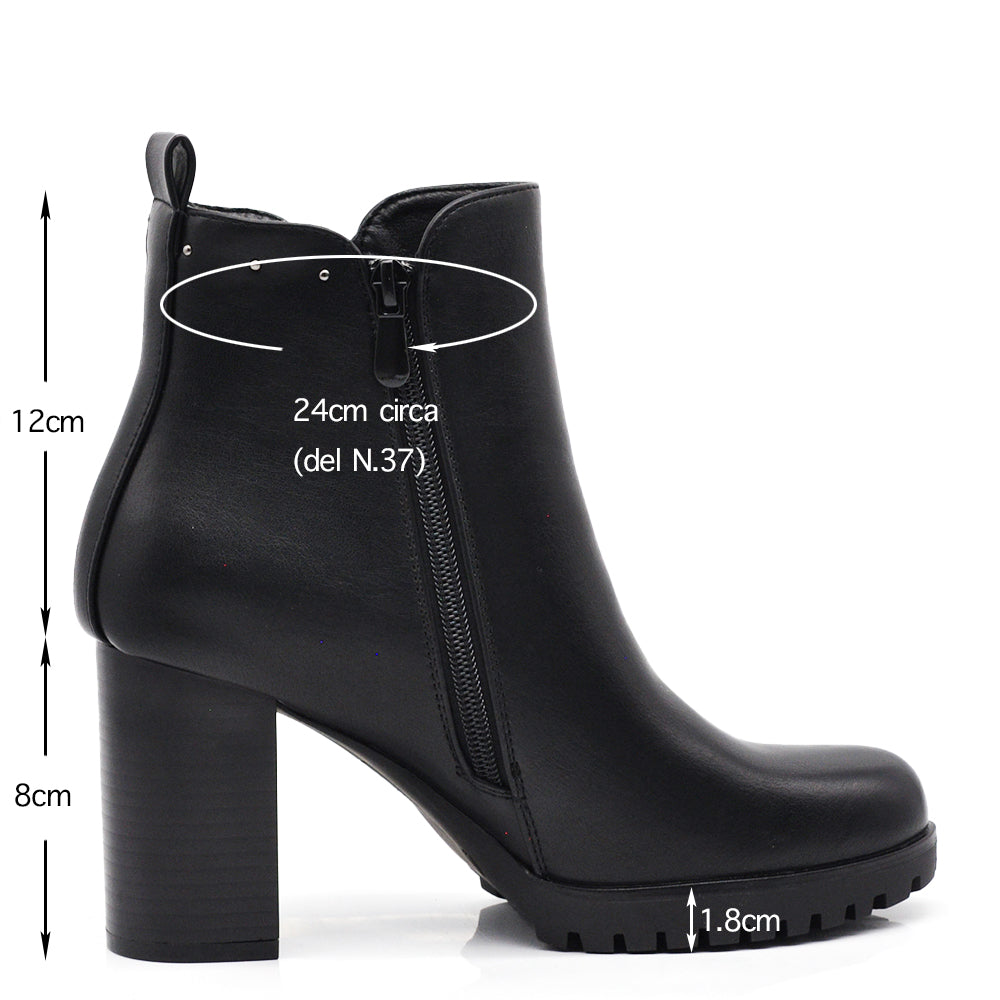 Stivaletti da donna con borchie decorativa tronchetti tacco alto largo platform carrarmato 9115-7 nero