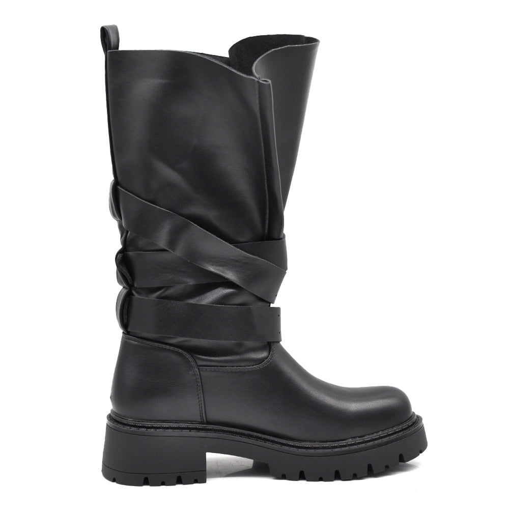 Stivali Biker Donna al Polpaccio con Maxi Linguetta Integrata, Fibbie e Cinturini, Gambale Largo, Suola Platform Carrarmato Stile Motociclista G737