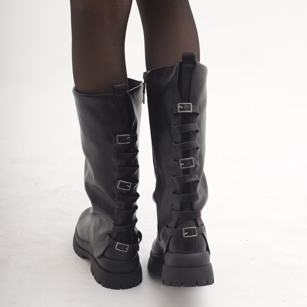 Stivali alti biker impreziositi da fibbie decorative sul retro MP2751-5